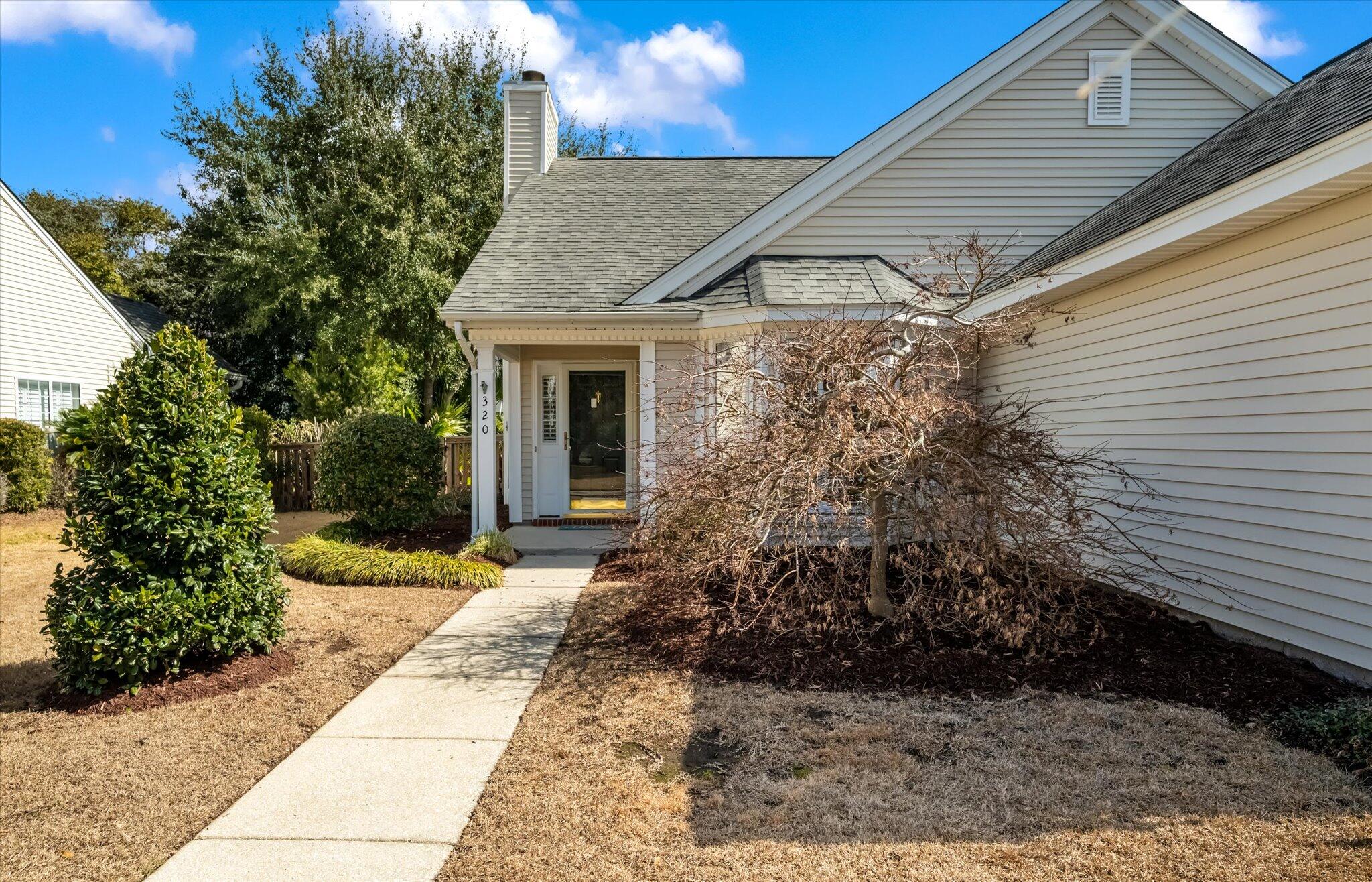 320 Rice Bay Drive Mount Pleasant, SC 29464 - Photo 29 of 31 Mature landscaping