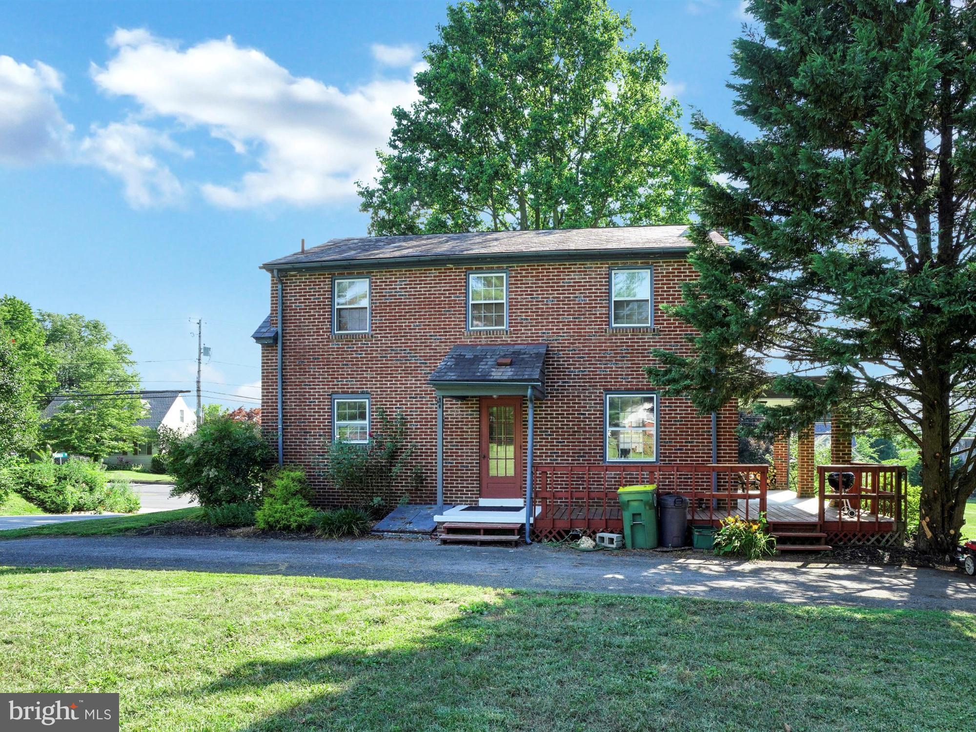 425 Lampeter Road Lancaster, PA 17602 - Photo 23 of 25 Exterior Back