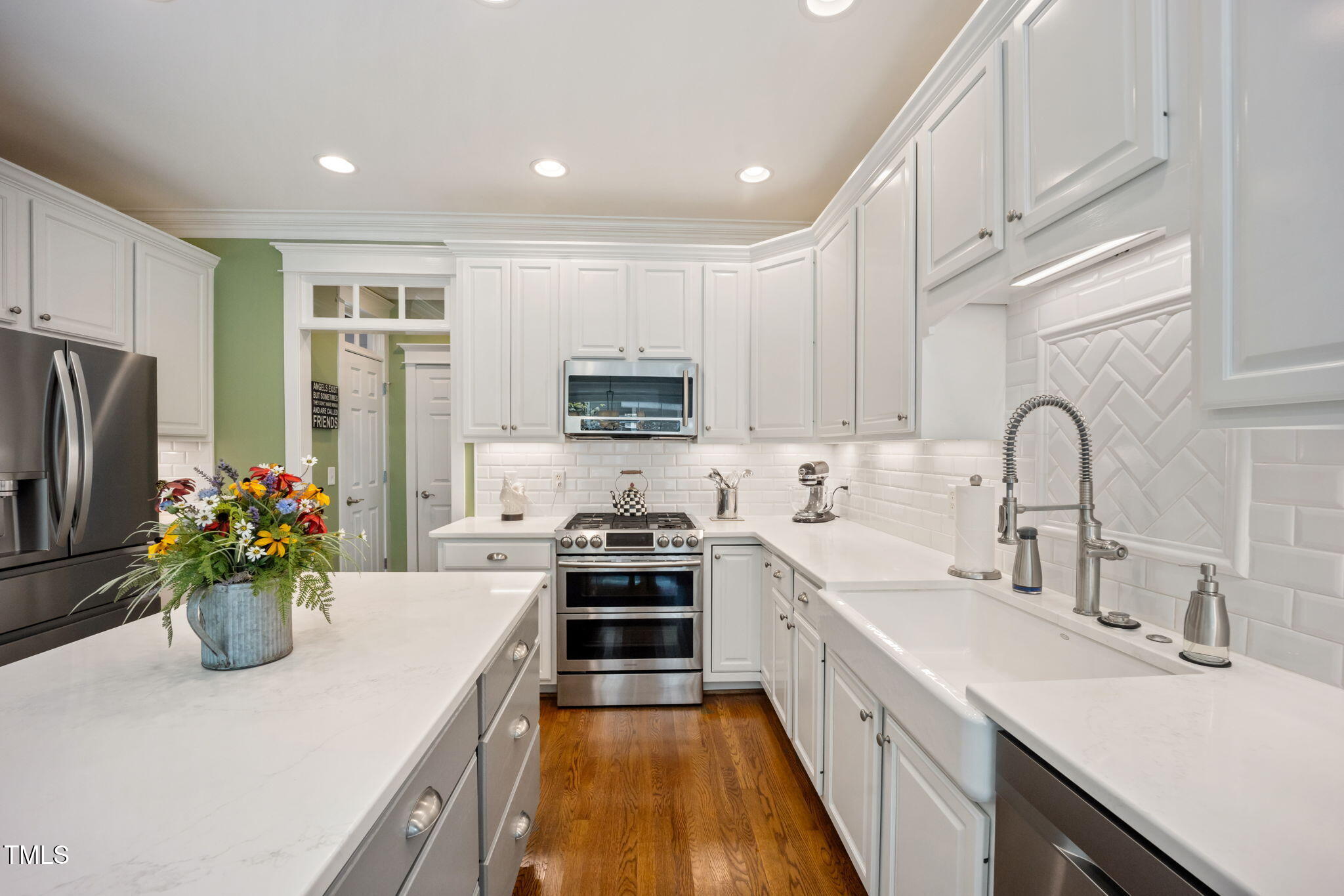 4113 Falls River Avenue Raleigh, NC 27614 - Photo 11 of 31 12-web-or-mls-484A8837