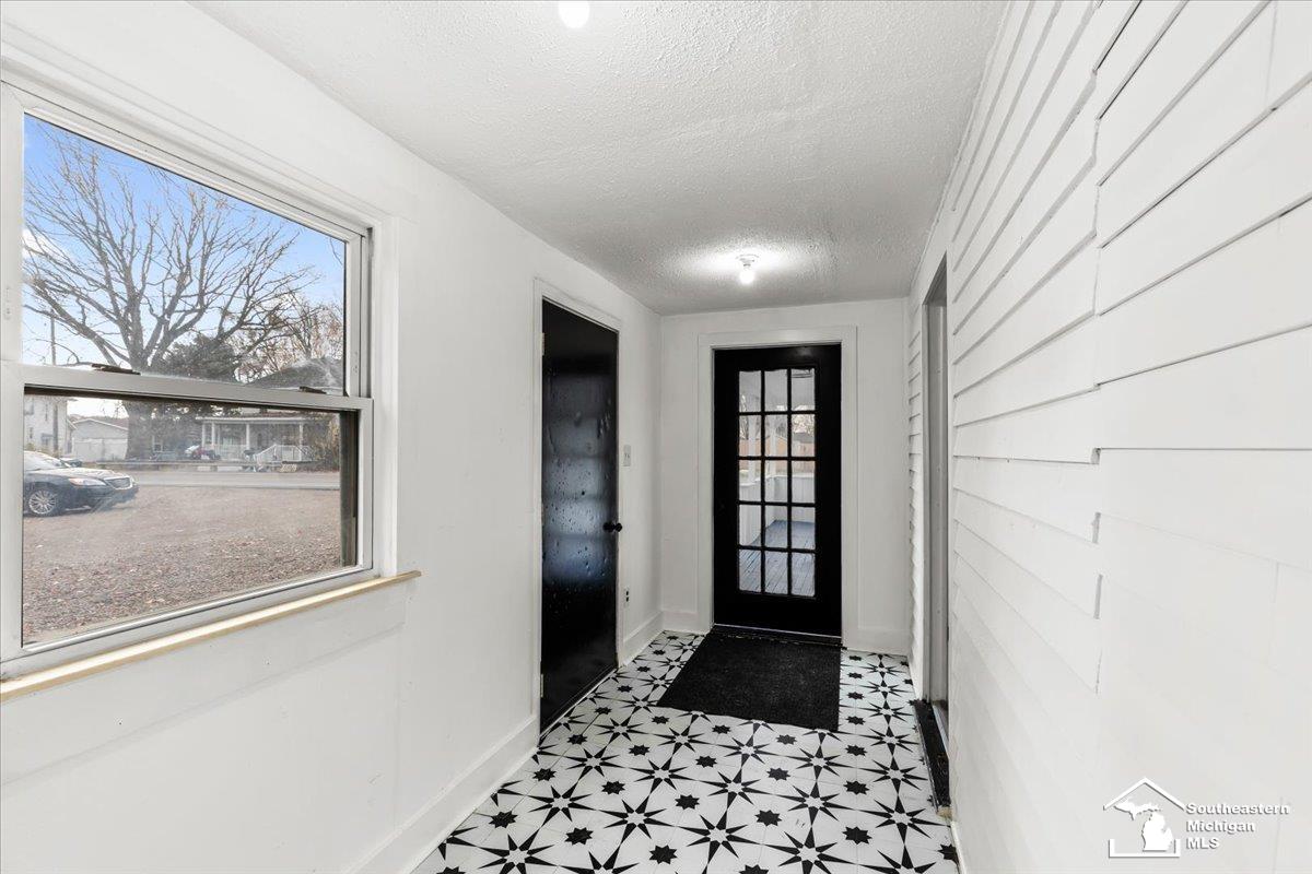 8696 Swan Creek Road Newport, MI 48166 - Photo 6 of 27 50160509-0731fadf-299d-419b-8d6c-77277a8b90f3.JPG