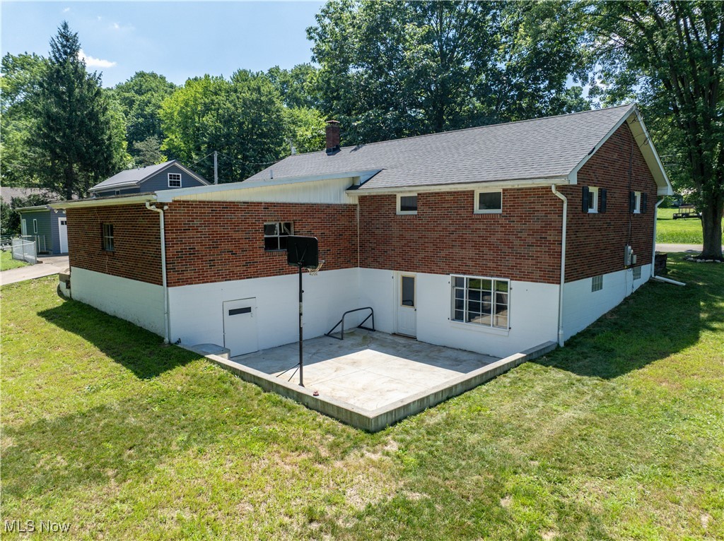 2093 Saltwell Road Northwest Dover, OH 44622 - Photo 6 of 35 Gallery Image 6