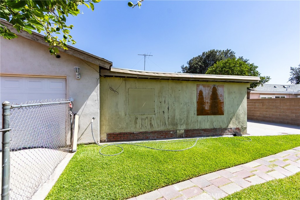 485 East Randall Avenue Rialto, CA 92376 - Photo 31 of 37