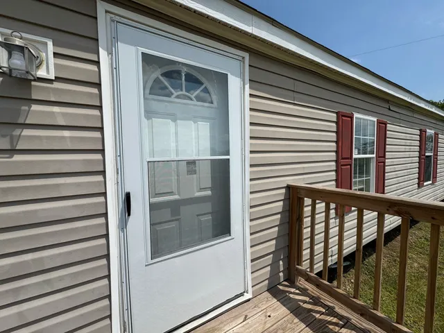 a view of front door and porch