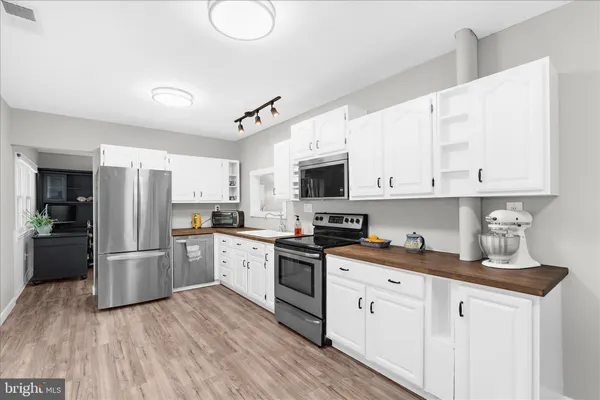 $554,900 | 3037 Pike Drive, Riva, MD 21140