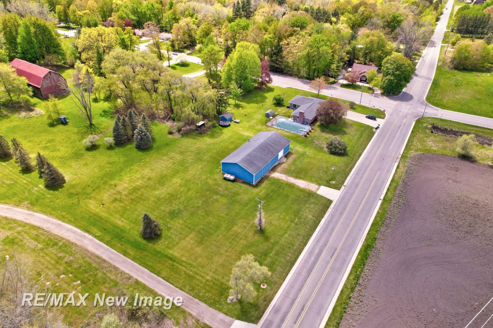 12975 Frost Road Hemlock, MI 48626 - Photo 53 of 58