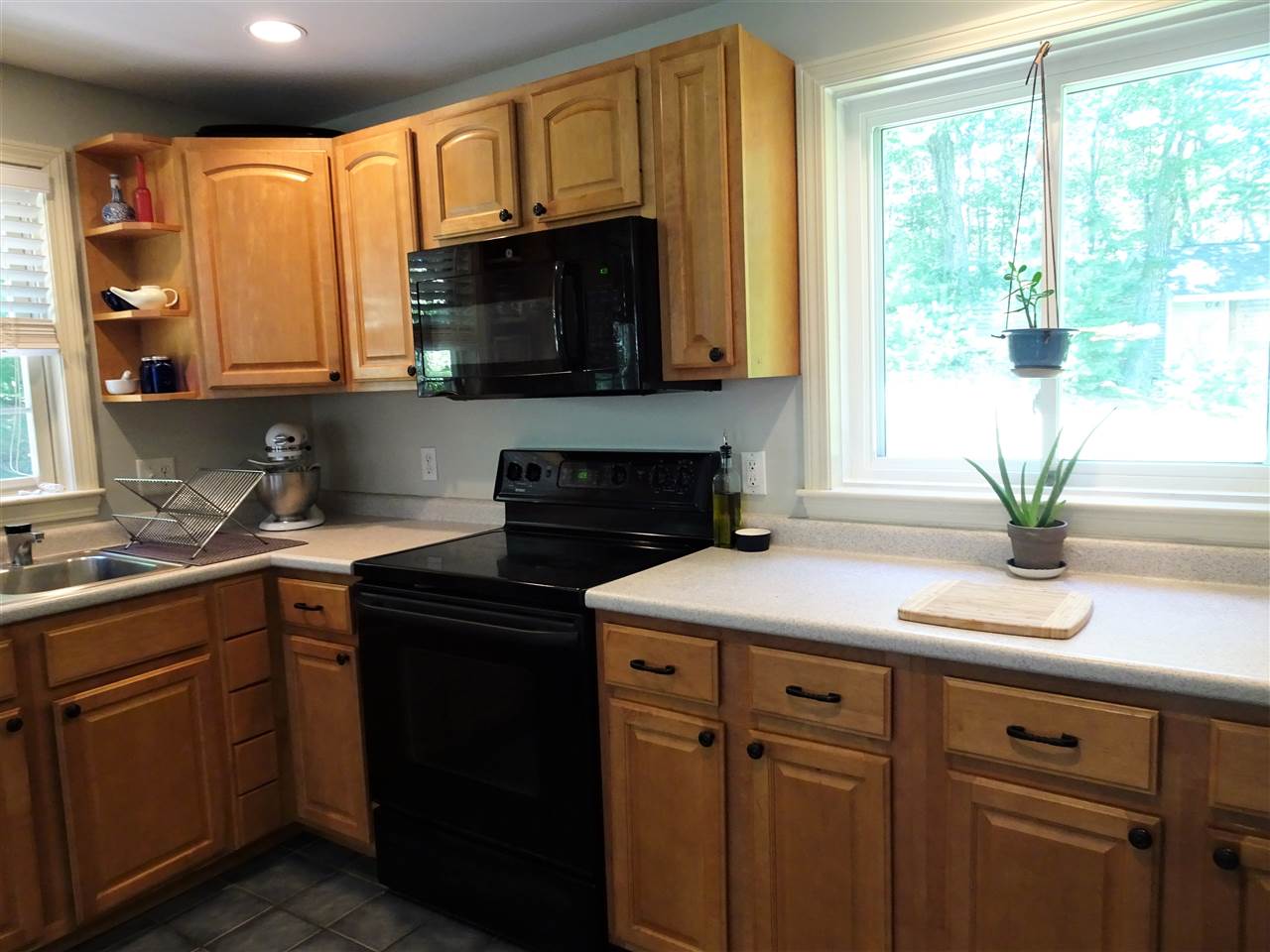 275 Swain Road Barrington, NH 03825 - Photo 16 of 33