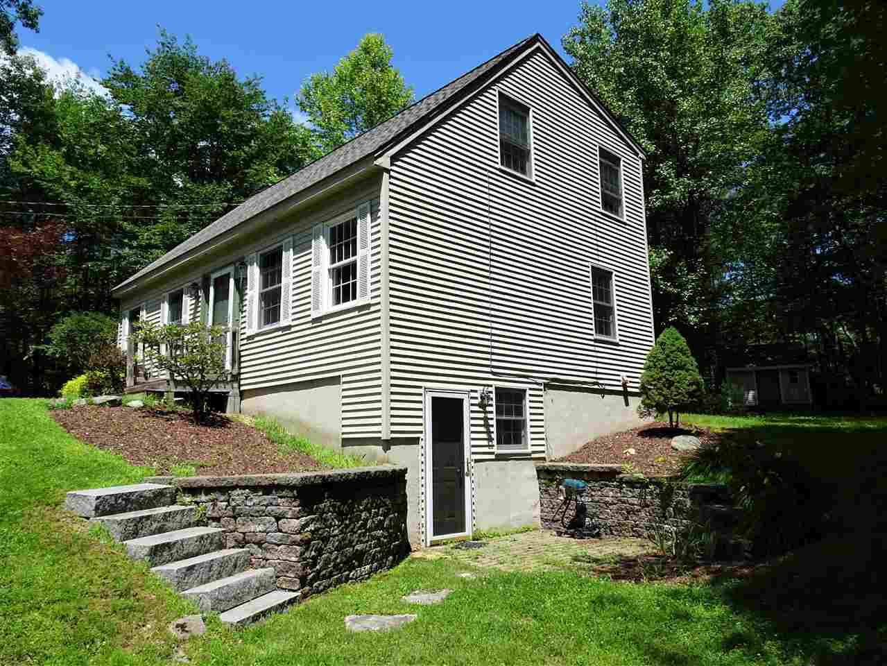 275 Swain Road Barrington, NH 03825 - Photo 5 of 33
