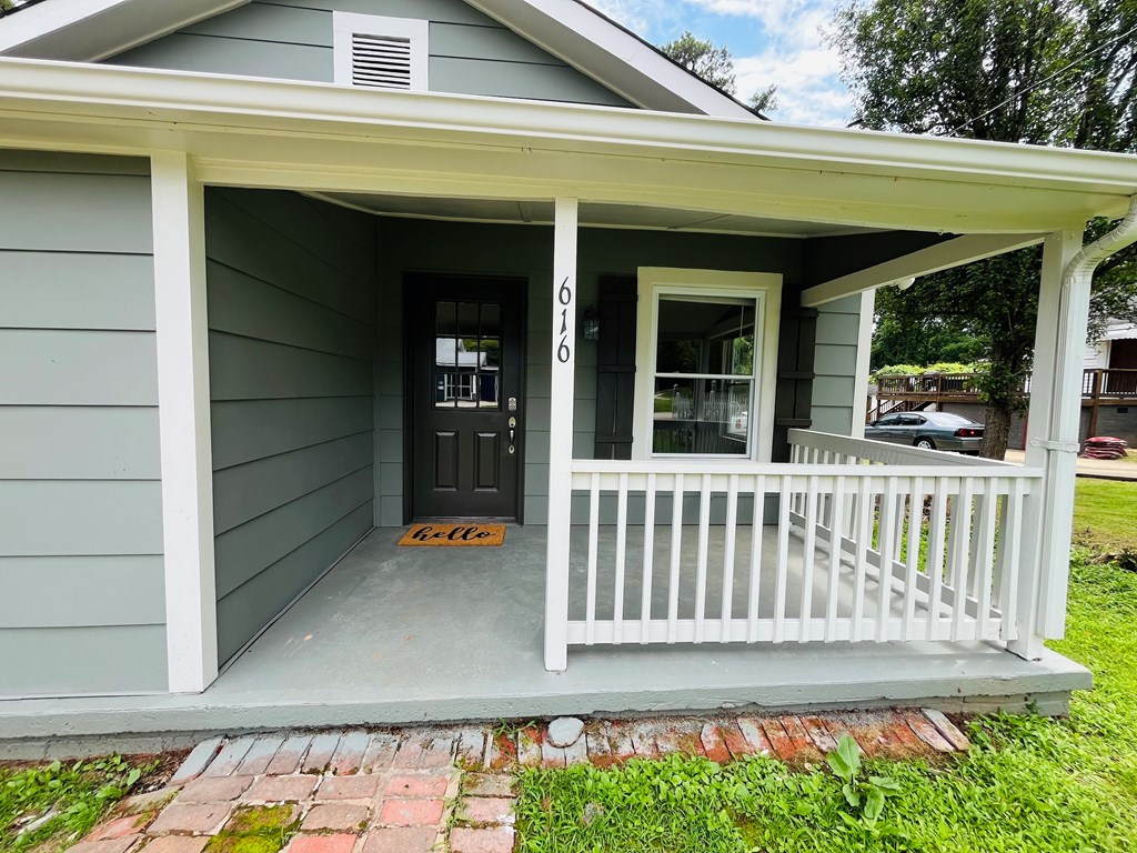 616 Poplar Street West Point, GA 31833 - Photo 2 of 19 Gallery Image 2