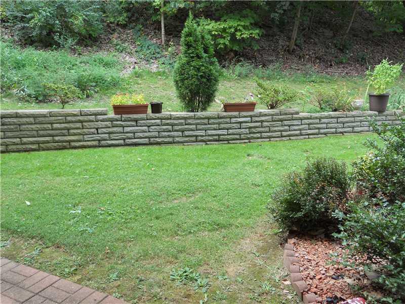 201 Coraopolis Road, Unit A2 Coraopolis, PA 15108 - Photo 12 of 16 Yard/Garden. Rear Yard from Patio