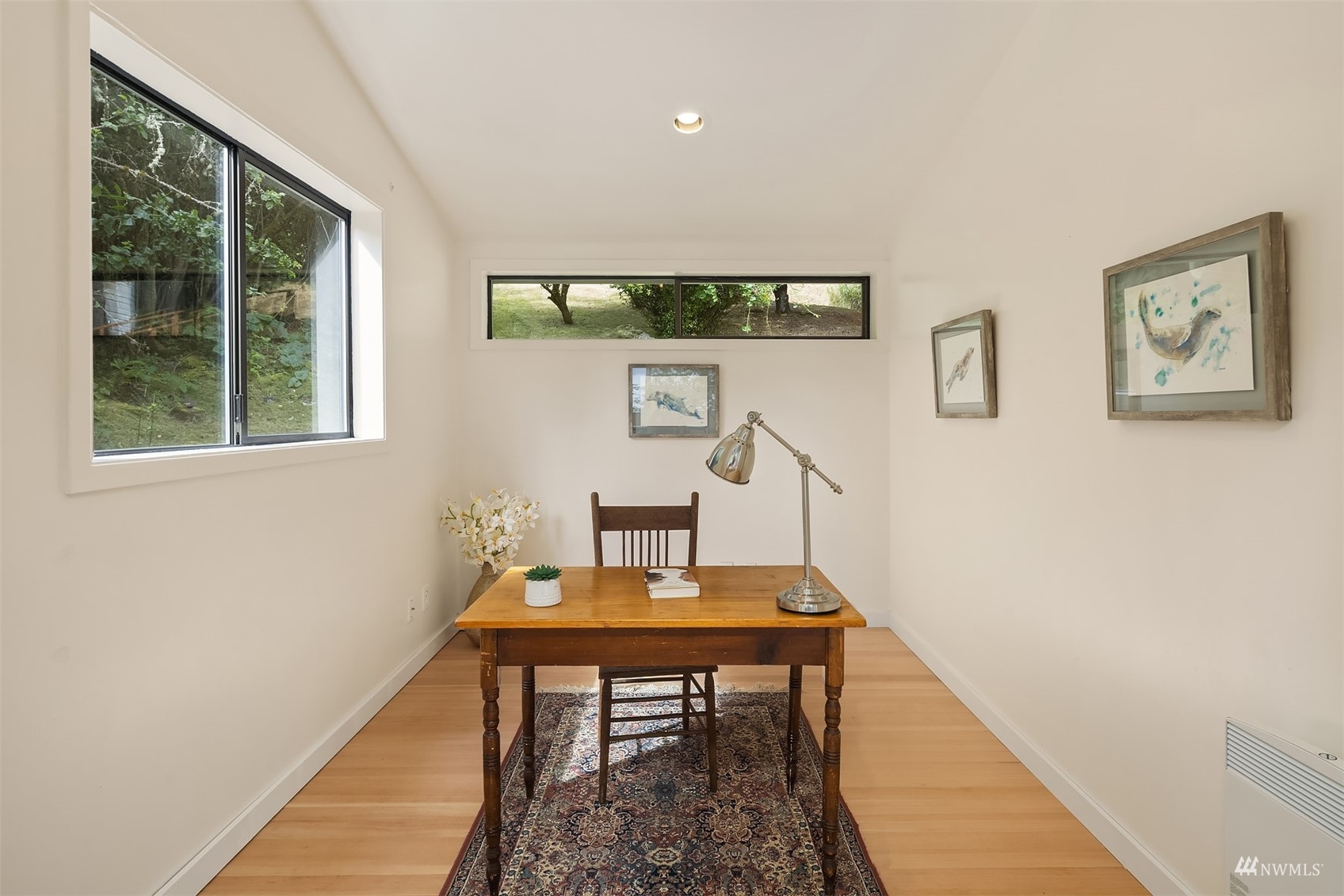8016 Southwest Van Olinda Road Vashon, WA 98070 - Photo 13 of 32 Gallery Image 13