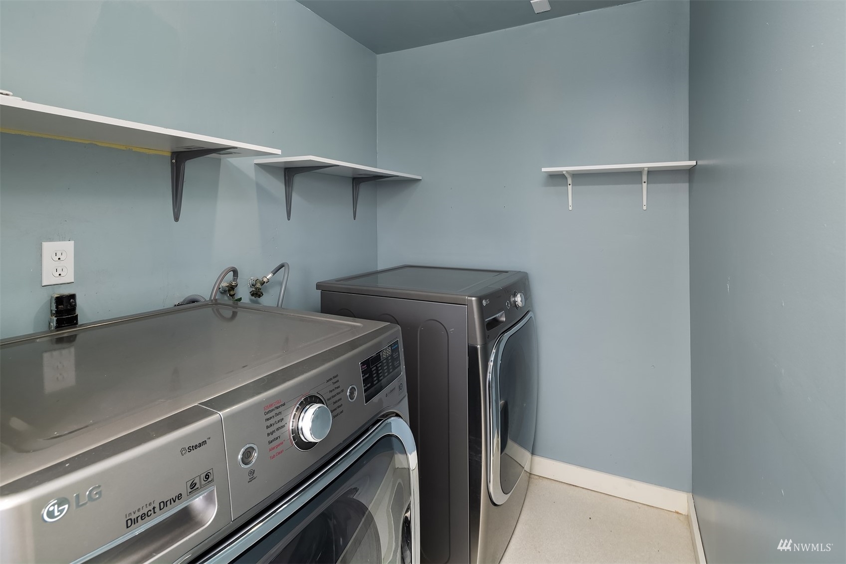 8016 Southwest Van Olinda Road Vashon, WA 98070 - Photo 19 of 32 Gallery Image 19