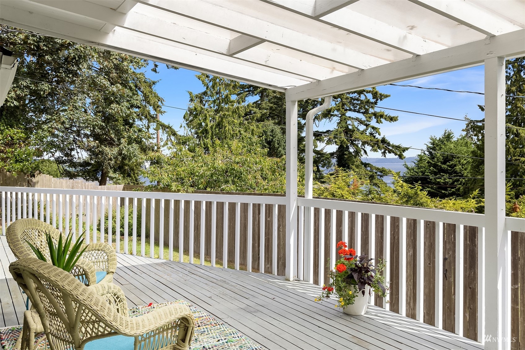 8016 Southwest Van Olinda Road Vashon, WA 98070 - Photo 21 of 32 Gallery Image 21
