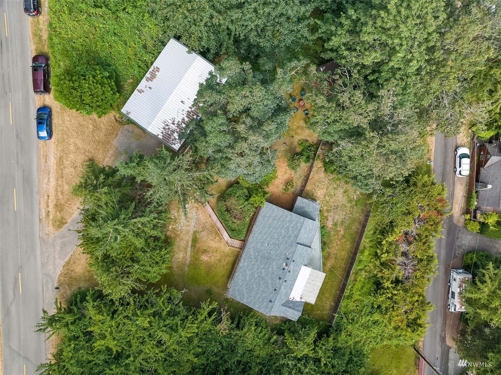 8016 Southwest Van Olinda Road Vashon, WA 98070 - Photo 30 of 32 Gallery Image 30