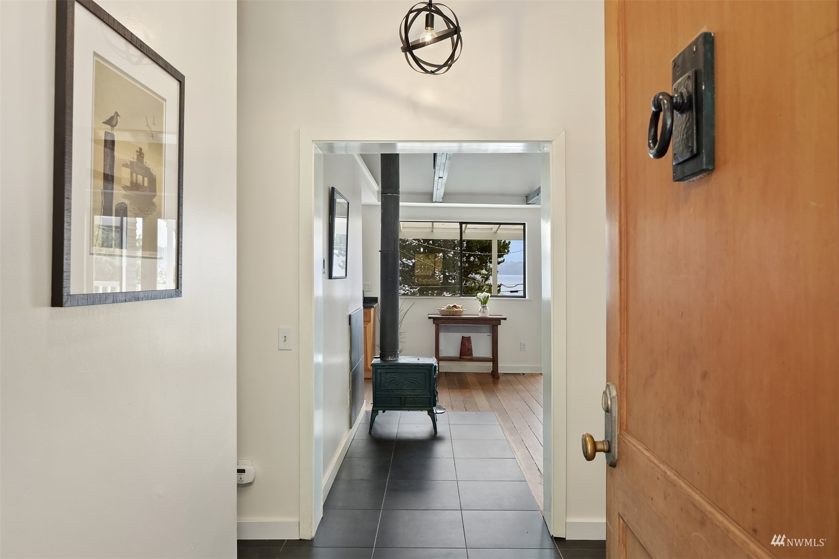 8016 Southwest Van Olinda Road Vashon, WA 98070 - Photo 5 of 32 Gallery Image 5