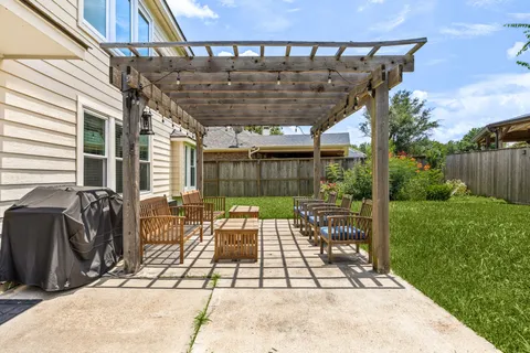 $400,000 | 3915 Eastland Lake Drive, Richmond, TX 77406