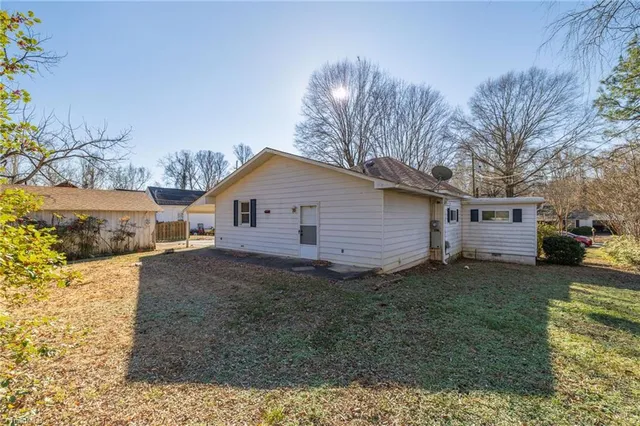 $159,900 | 814 Martin Street, Eden, NC 27288