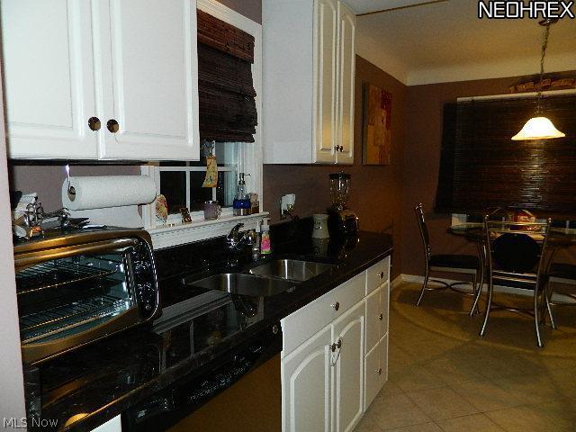5696 Shawnee Road Cleveland, OH 44124 - Photo 11 of 25