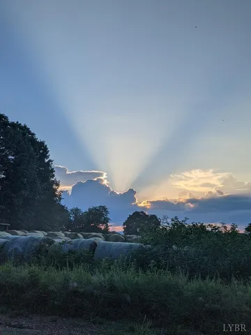 $347,900 | 3105 Horseshoe Road, Appomattox, VA 24522