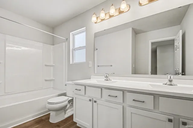 $329,900 | 3096 Procyon Court, Winona Lake, IN 46590