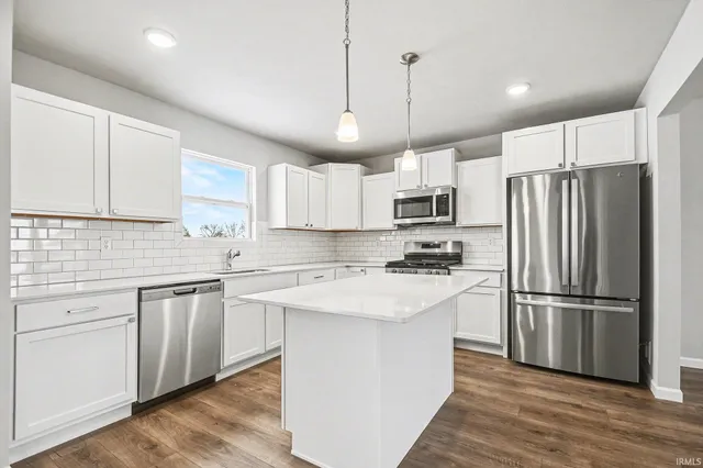 $329,900 | 3096 Procyon Court, Winona Lake, IN 46590