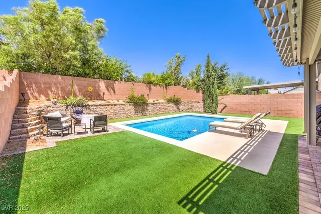 $674,999 | 733 Shiva Street, Las Vegas, NV 89178