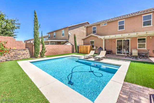 $674,999 | 733 Shiva Street, Las Vegas, NV 89178