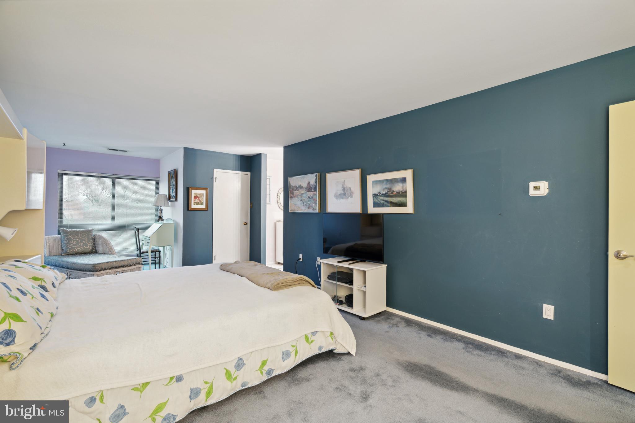 5100 Convent Lane, Unit 613 Philadelphia, PA 19114 - Photo 25 of 51