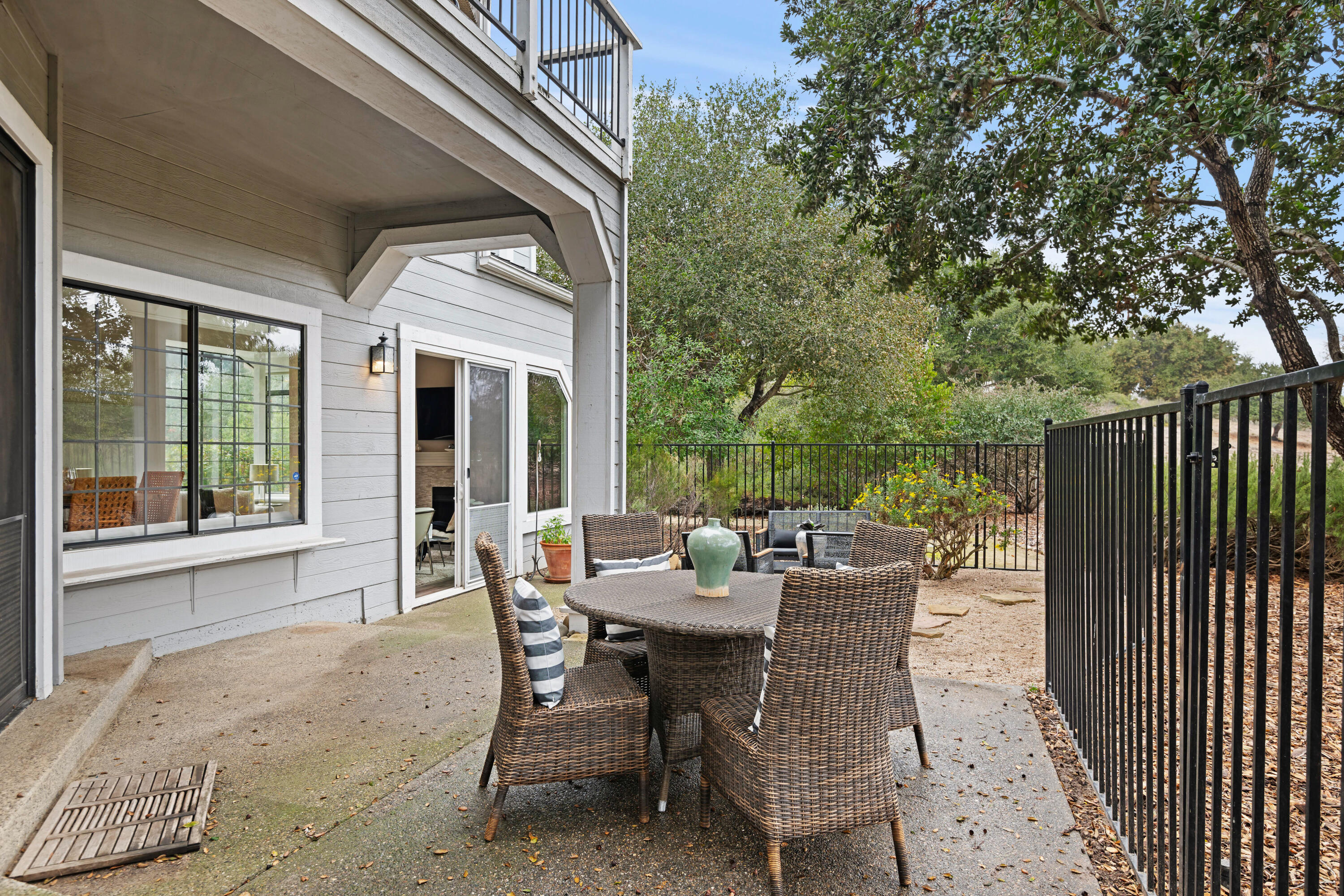 748 Hillside Drive Solvang, CA 93463 - Photo 20 of 29 Patio 3