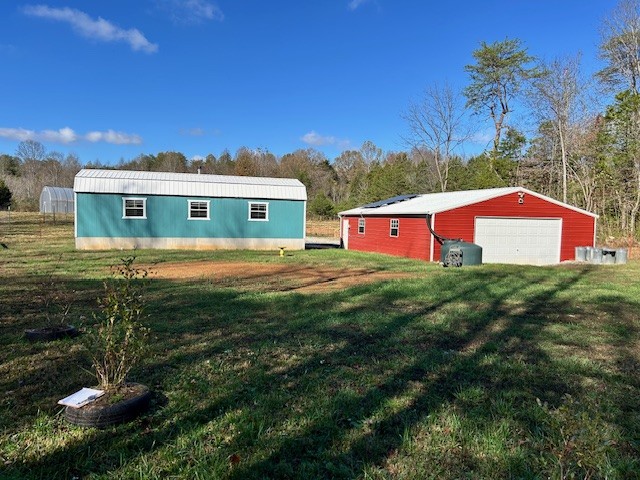 900 Ridge Road Quebeck, TN 38579 - Photo 2 of 46 a view of a house with a yard