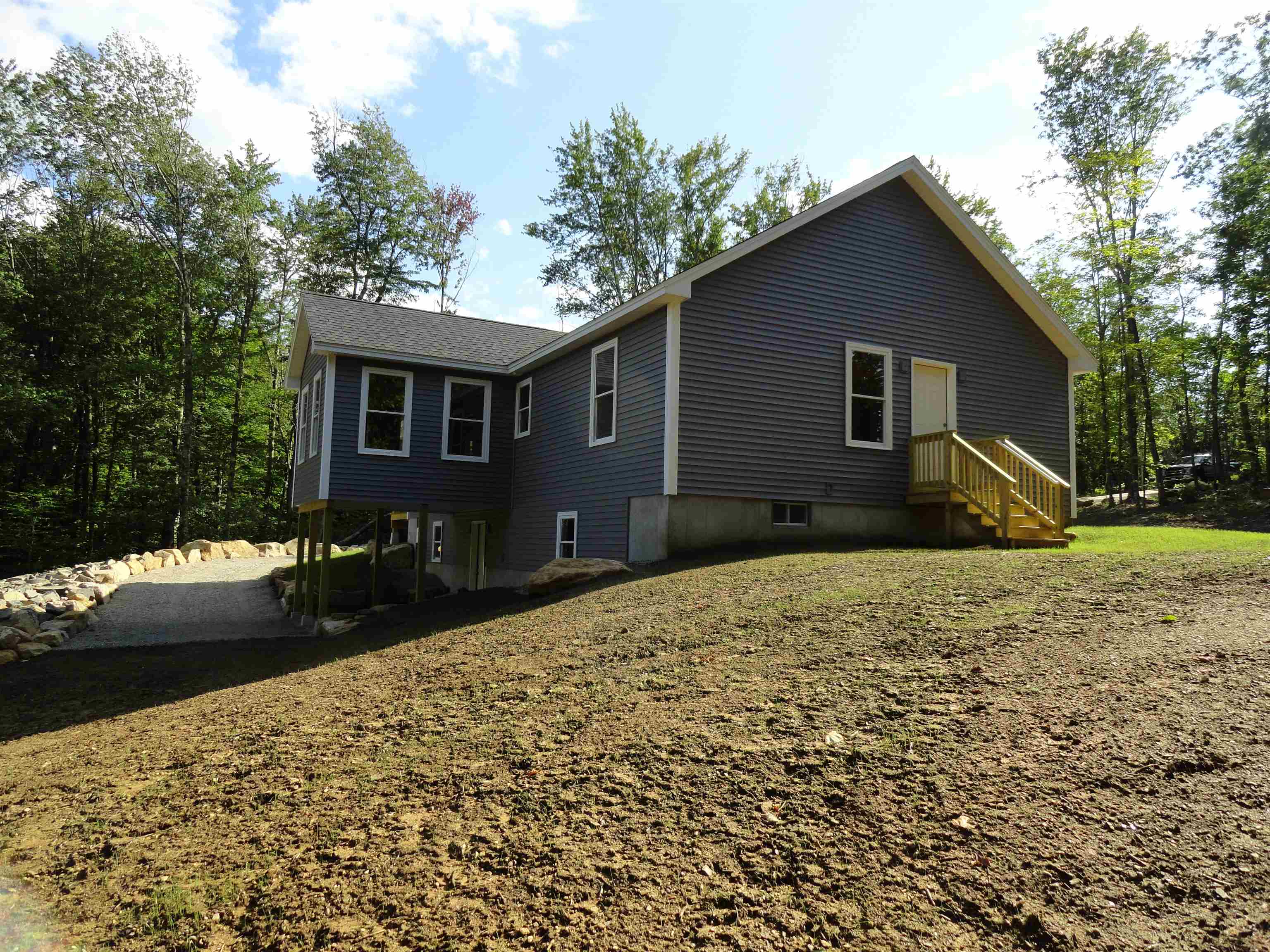 526 New Orchard Road Epsom, NH 03234 - Photo 4 of 13