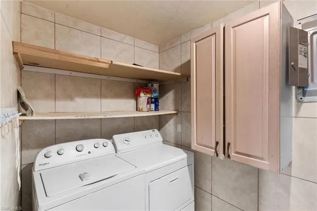 $474,900 | 1204 Ridge Street, Naples, FL 34103