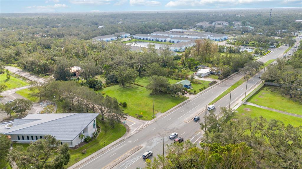 5818 North Lockwood Ridge Road Sarasota, FL 34243 - Photo 12 of 18 Gallery Image 12
