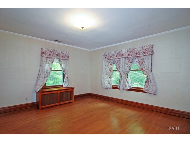 362 North Delaplaine Road Riverside, IL 60546 - Photo 12 of 15