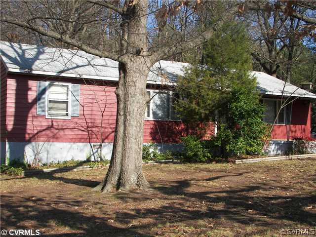 3004 North Parham Road Henrico, VA 23294 - Photo 2 of 5 Exterior Front