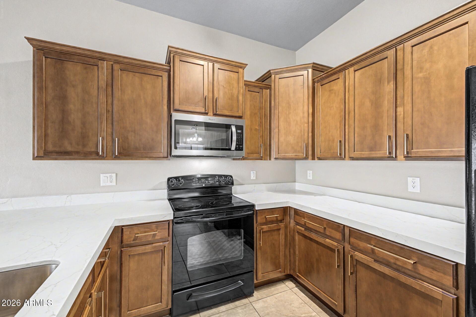 2725 East Mine Creek Road, Unit 2172 Phoenix, AZ 85024 - Photo 4 of 28
