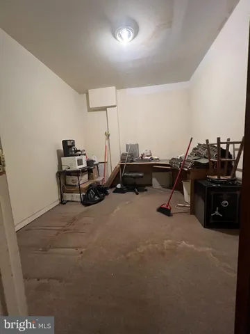 a close view of stove