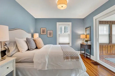 $899,900 | 15 Boardman Avenue, Melrose, MA 02176