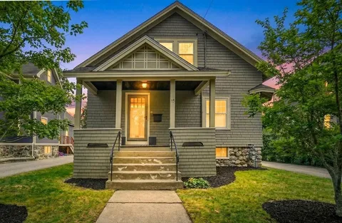 $899,900 | 15 Boardman Avenue, Melrose, MA 02176
