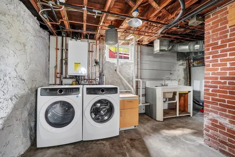 $899,900 | 15 Boardman Avenue, Melrose, MA 02176