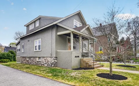 $899,900 | 15 Boardman Avenue, Melrose, MA 02176
