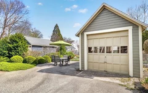 $899,900 | 15 Boardman Avenue, Melrose, MA 02176