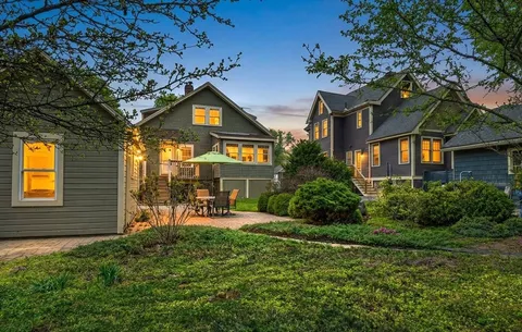 $899,900 | 15 Boardman Avenue, Melrose, MA 02176