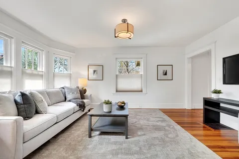 $899,900 | 15 Boardman Avenue, Melrose, MA 02176