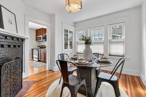 $899,900 | 15 Boardman Avenue, Melrose, MA 02176