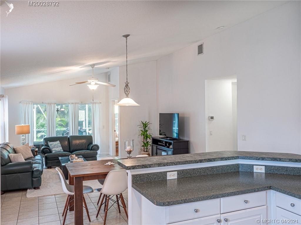 8906 Southwest Caprice Circle Stuart, FL 34997 - Photo 5 of 23 Gallery Image 5