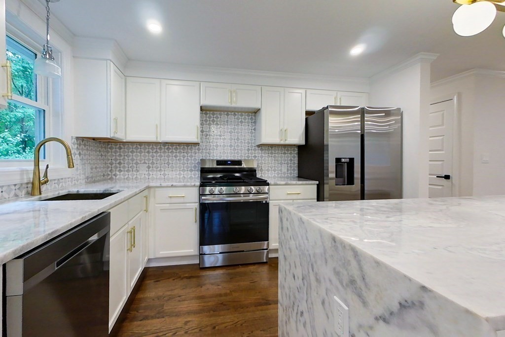 71 Tamarack Road Westwood, MA 02090 - Photo 14 of 42 Gallery Image 14