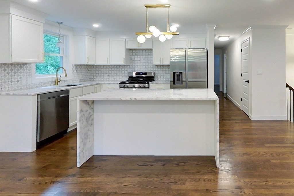 71 Tamarack Road Westwood, MA 02090 - Photo 15 of 42 Gallery Image 15