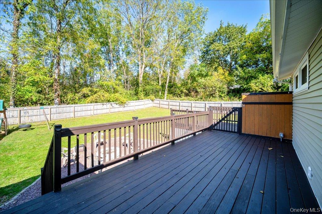 63 Martin Road Pleasant Valley, NY 12569 - Photo 23 of 30
