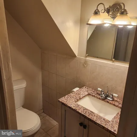 $2,500 | 3128 Lyndale Place Southeast, Washington, DC 20019