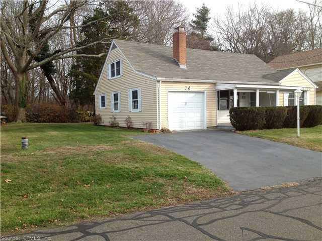 34 Billow Road Old Lyme, CT 06371 - Photo 1 of 1 Exterior Front.